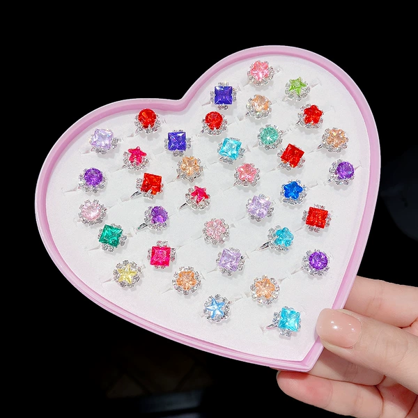 Ring, with gem, 36 pieces