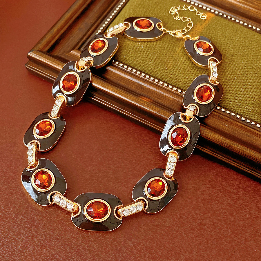 Medieval vintage diamantes geométricos oval pendientes collar ligero lujo nicho cadena clavícula juegos de joyería retro