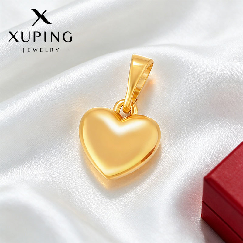 Xuping oro estereoscópico en forma de corazón de moda simple en el estilo ligero lujoso nicho de alto nivel colgante clavícula colgante