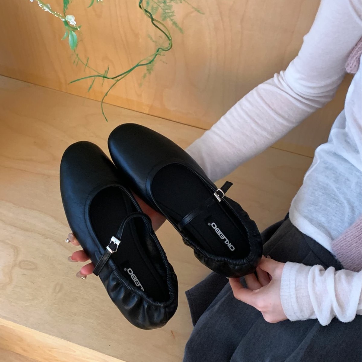 French-style Vintage Mary Jane Shoes For Women, Flat With A Buckle Strap, Low-cut Single Versatile Granny Shoes, Soft_vogvips.com