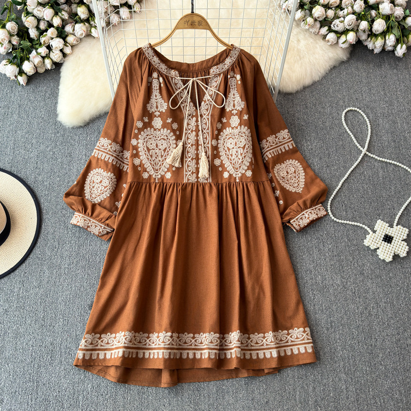 Bohemian Holiday Style dress Women's Travel Wear Sweet Western Style Embroidered Loose Dali Erhai Photo Dress