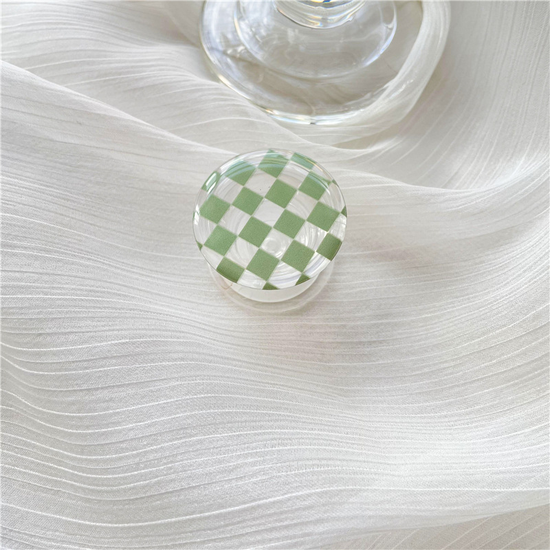 D10 浅绿格纹