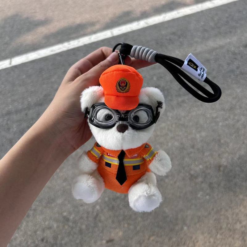在庫あり交通警察クマペンダント人形スクールバッグペンダントオートバイ小型警察ぬいぐるみ消防士クマカスタムロゴ|undefined
