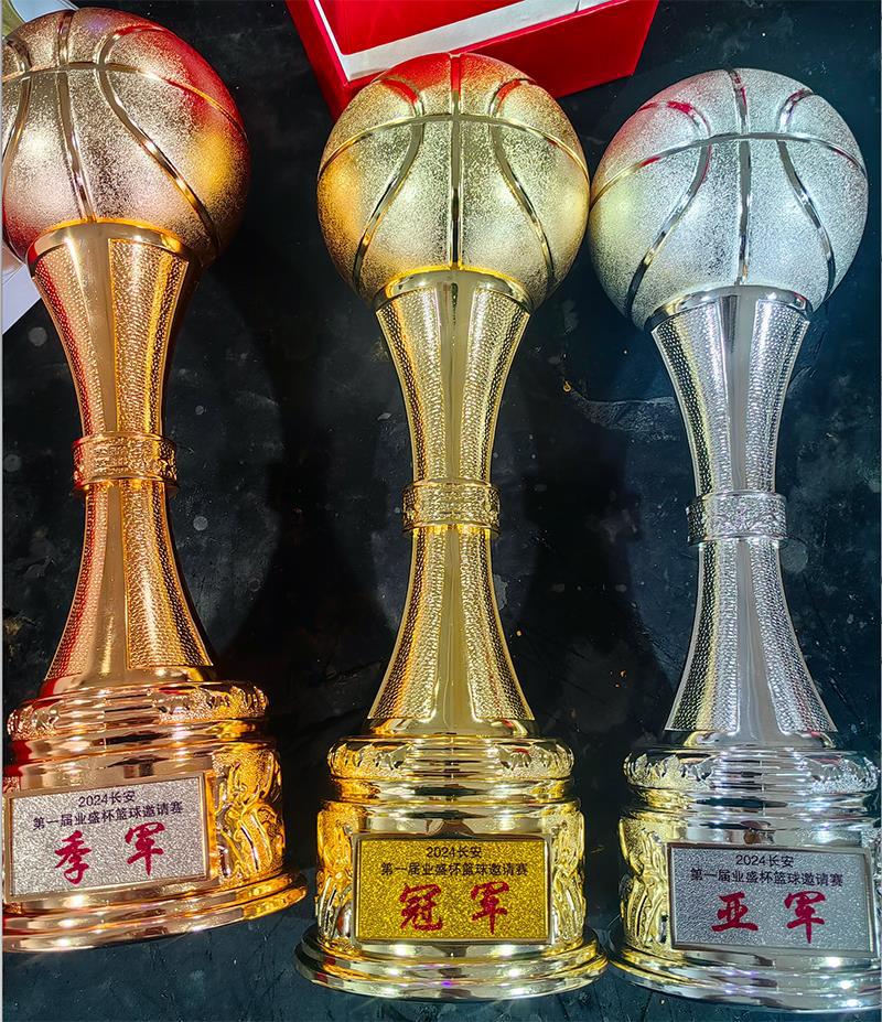 Trofeo de fútbol de baloncesto Campeón de la aldea BA Oro, plata y bronce Trofeo creativo de deportes de voleibol extra grande