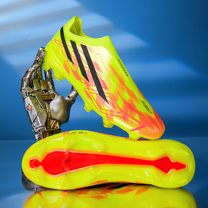 New low-top soccer shoes for teenagers, men and women, for outdoor artificial turf, practical AG long-studded and short-studded soccer shoes