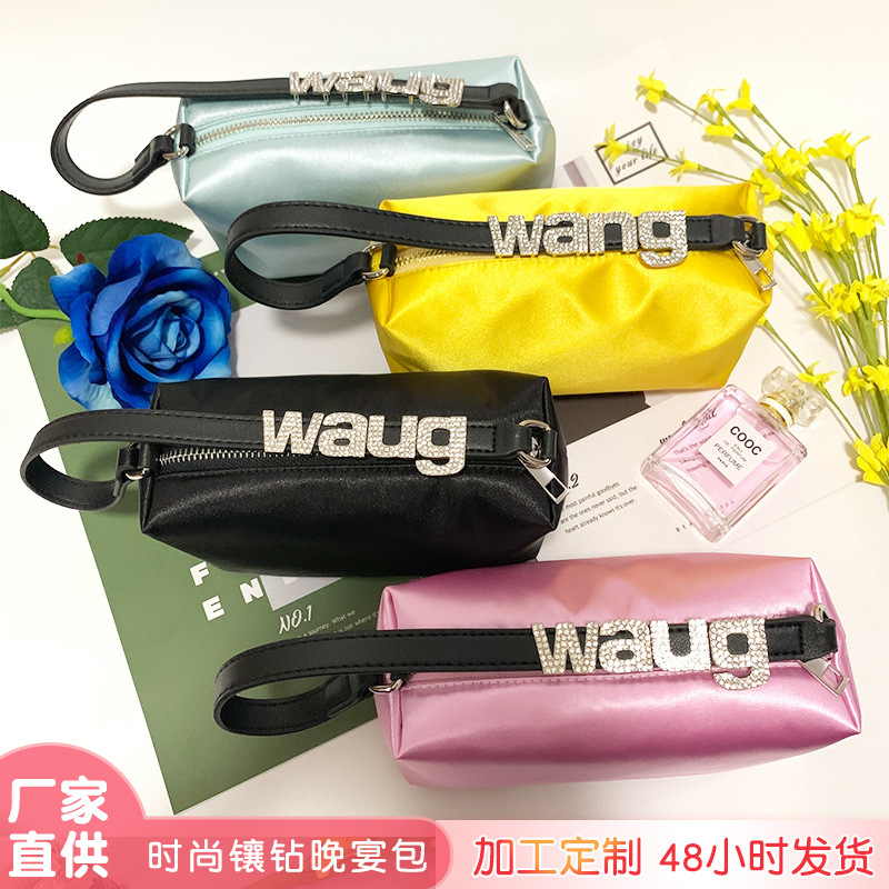 Diamond 2022 New Fashion Bag LOGO Finely Selected Material Evening Bag Fashionable Portable Women's Bag