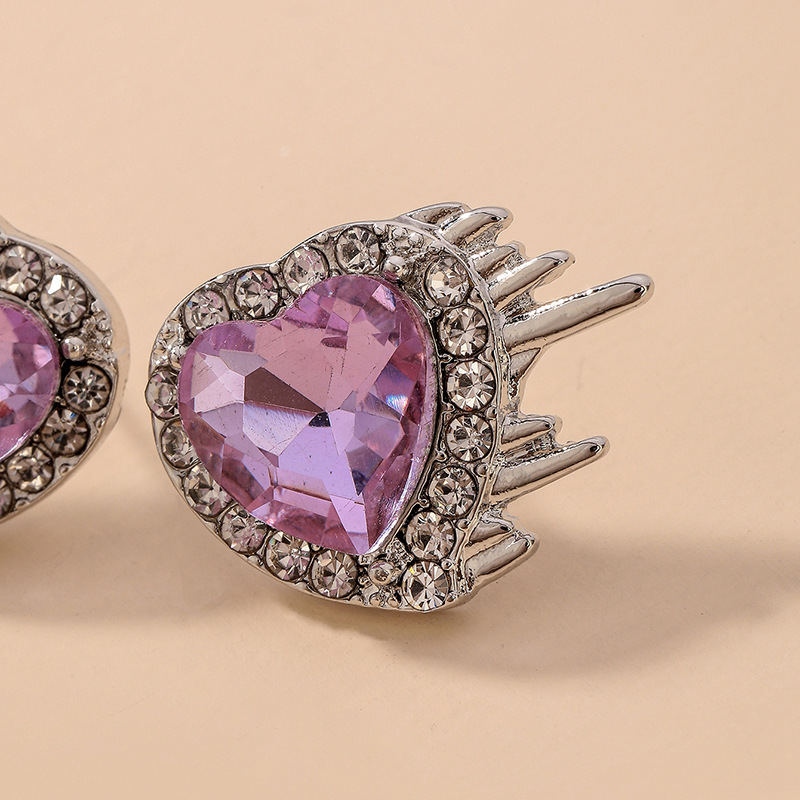 Wholesale Jewelry Purple Rhinestone Heart Stud Earrings Nihaojewelry display picture 5