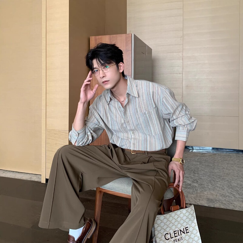 Hualun Spring and Autumn Blue Super Stylish Striped Vintage Shirt for Men, Loose Fit, Casual, Cool Long-Sleeve Shirt