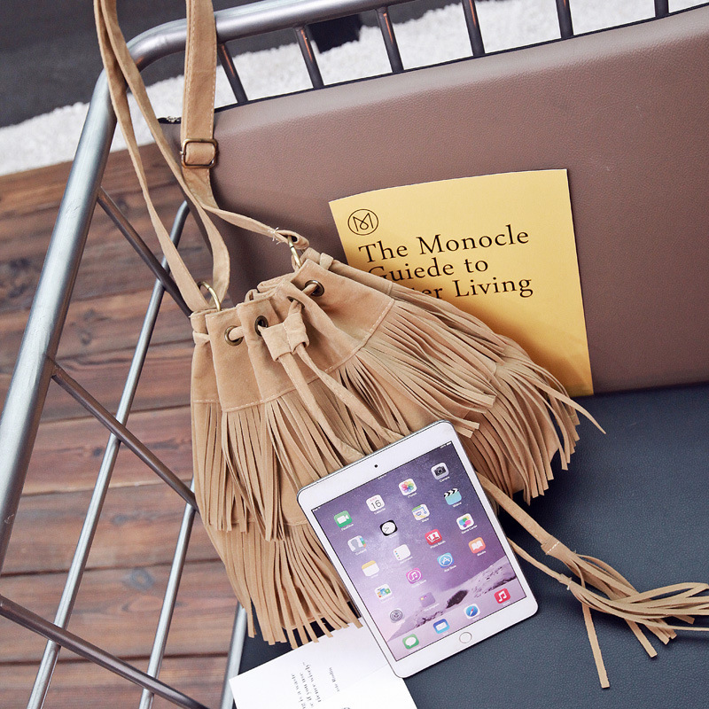 Manufacturer Wholesale Bags, Fashionable Soft Velvet Frosted Tassel Women's Bag, Drawstring Bucket Shoulder Crossbody Bag, One-Piece Dropshipping