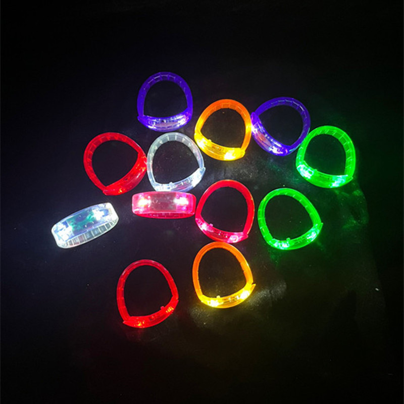 Fabricantes LED al por mayor pulsera luminosa pulsera electrónica barra de concierto KTV fiesta debe ayudar a los props