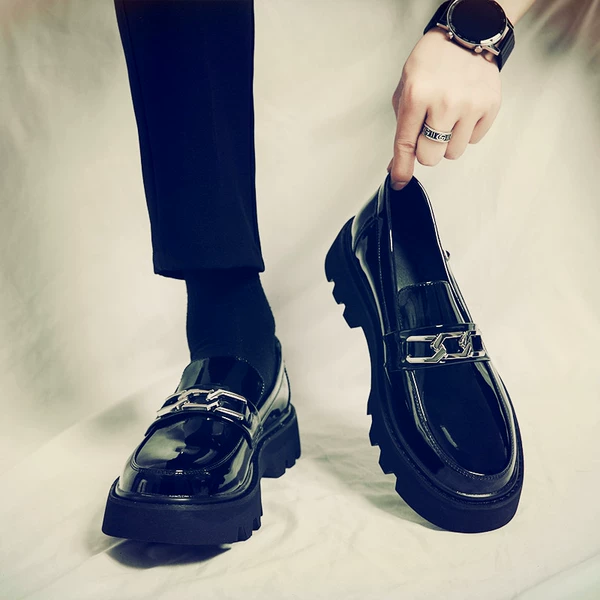 18625 black