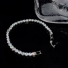 Серебристый, большой, квадратный (цепочка)
