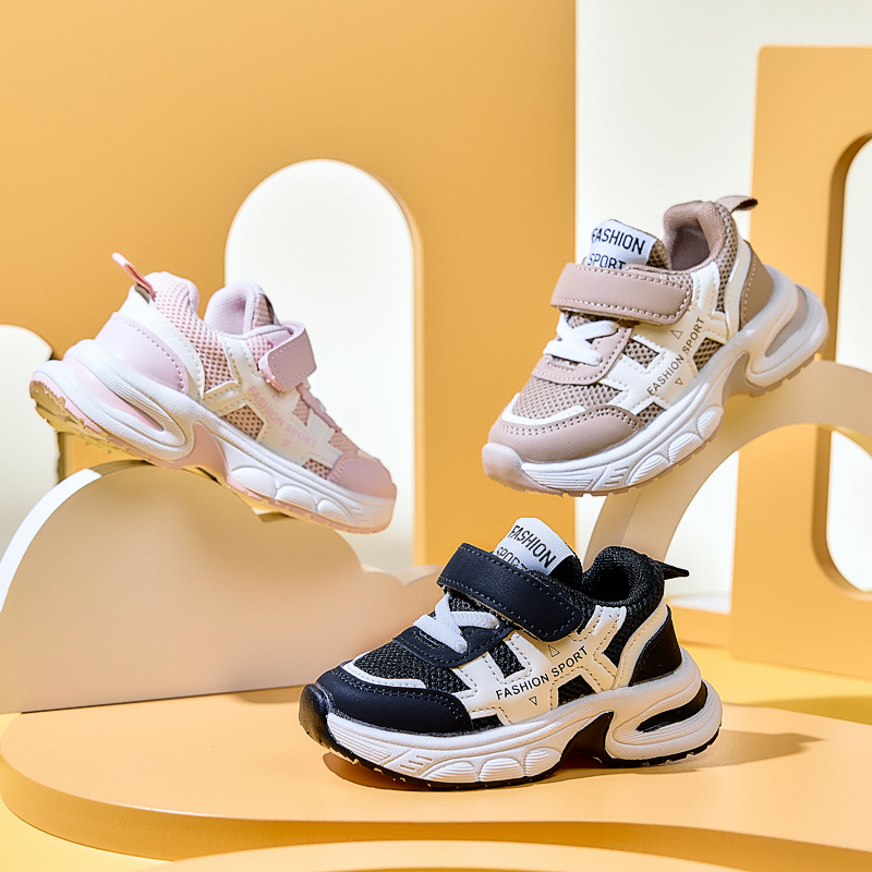 Zapatos deportivos para bebés niñas zapatos para padres 2026 otoño nuevos zapatos para niños zapatos casuales para niños zapatos de malla para niños pequeños
