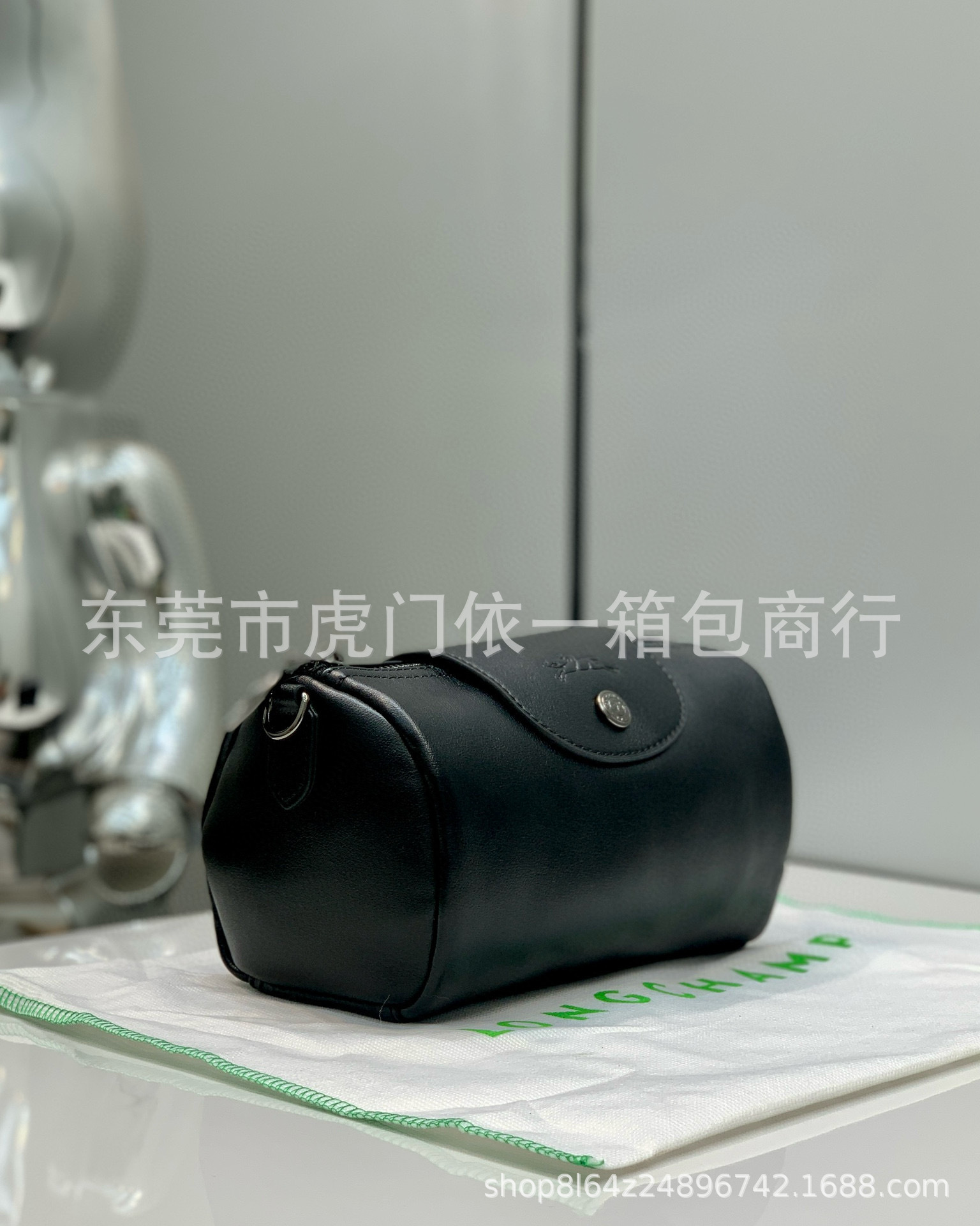 2024 nueva bolsa de boston, bolsa de barril, bolsa de almohada de piel de vaca, bolsa de hombro ajustable, bolsa de hombro con mango único