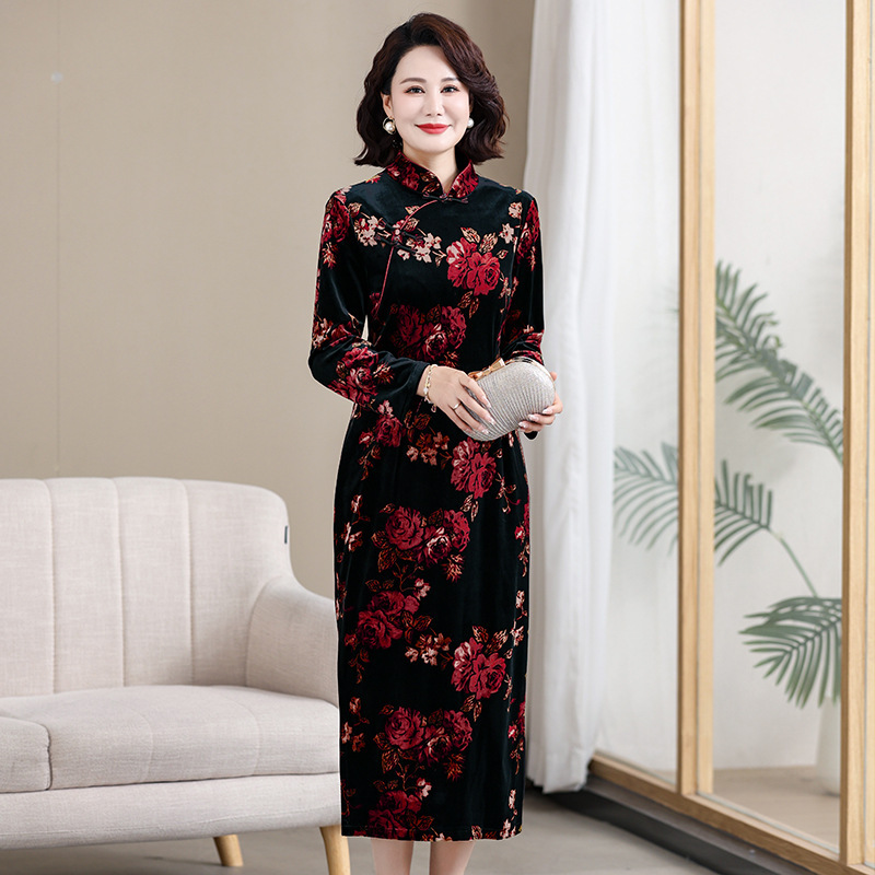 Velvet Material Mother's Clothing, Ancient Style, Slimming Look, Middle-Aged and Elderly Improved Cheongsam Style, Autumn Clothing, Middle-Aged Clothing, Long Sleeves