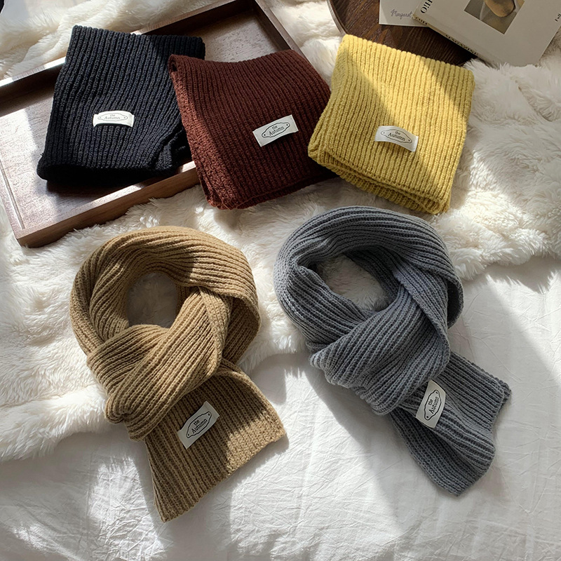 Bufandas de color sólido para mujeres 2025 invierno coreano interior de punto caliente antifrío etiquetado pareja escolares moda
