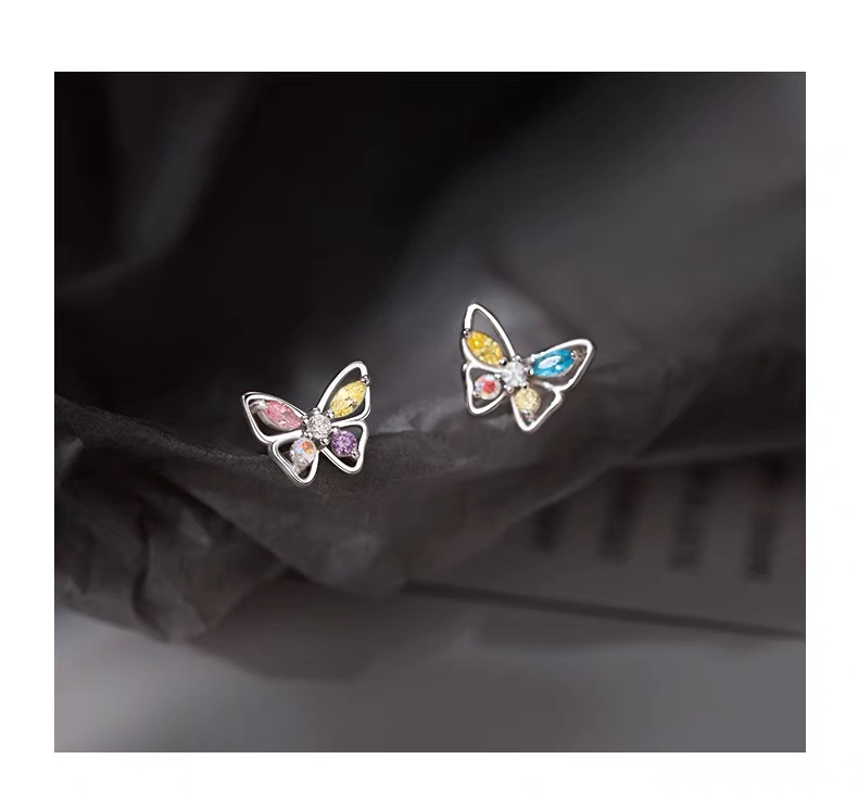 2g Weight 925 Sterling Silver Ear Needle Material Ear Studs Classification 1 Pair Quantity Daily, Street Occasion 925 Sterling Silver Material Butterfly Pattern Women's Gender Plating Design Sweet, Simple Style Style 1 Pair 925 Sterling Silver Butterfly Ear Studs 6