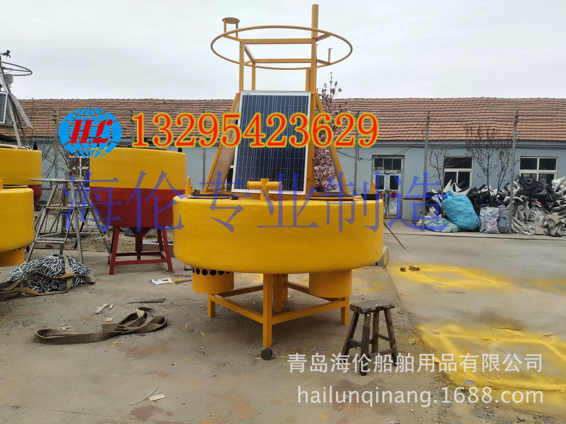 Прочные воздушные знаки, водные знаки особой формы, внутренние навигационные знаки реки, навигационные объекты.