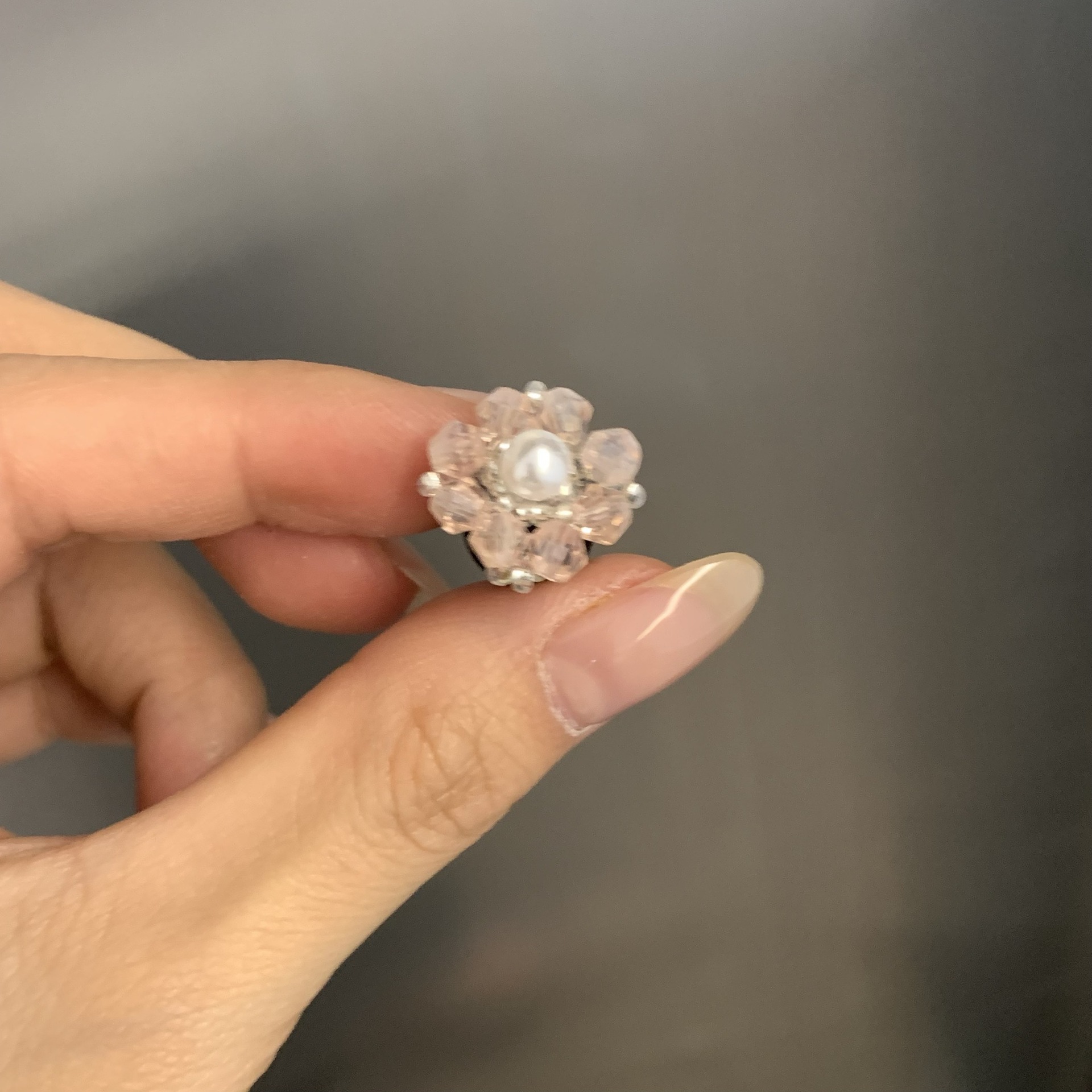 Original nuevo estilo suave púrpura mariposa flor flor agujero zapatos flor primavera y verano hebilla de zapatos accesorios desmontables de bricolaje