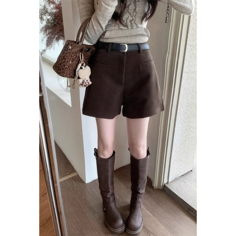咖色毛呢高腰a字短裤女秋冬款配靴子外穿靴裤显瘦宽松直筒休闲裤