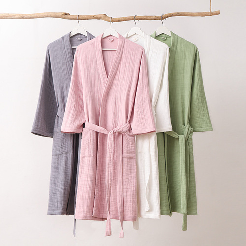 Pure cotton Four Seasons Class A three-layer gauze bathrobe, home wear, nightgown, pajamas, water-absorbent, soft and skin-friendly B&B wine