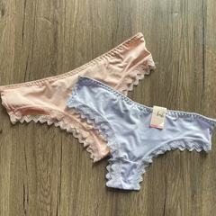 夏のアイスシルク下着、セクシーなクロスレースローウエスト下着、快適で通気性のある女性用TバックTパンツ