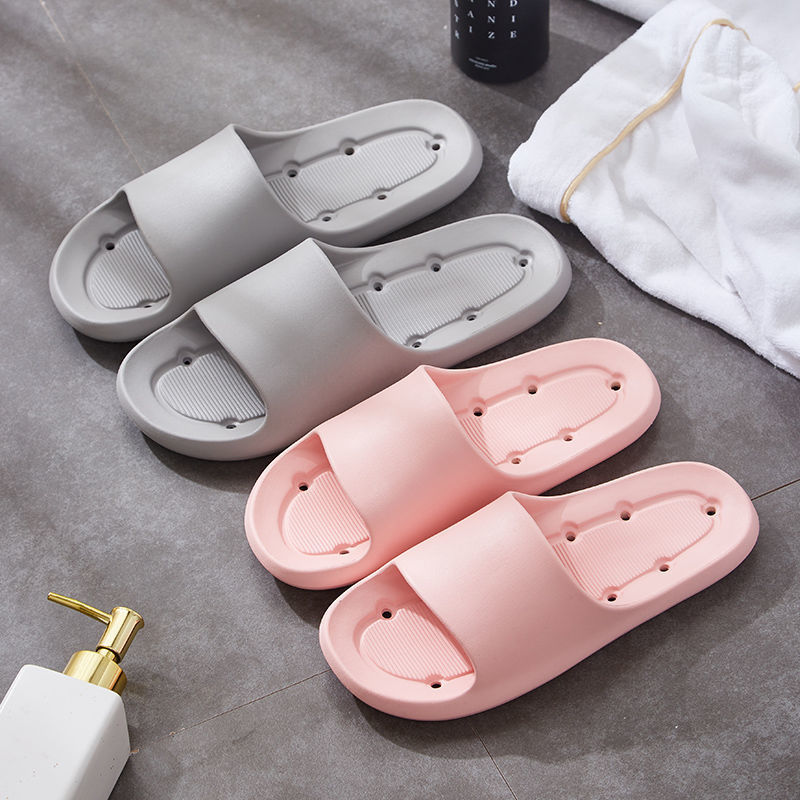 源头工厂镂空漏水速干浴室拖鞋女新款洗澡静音家居室内一字拖