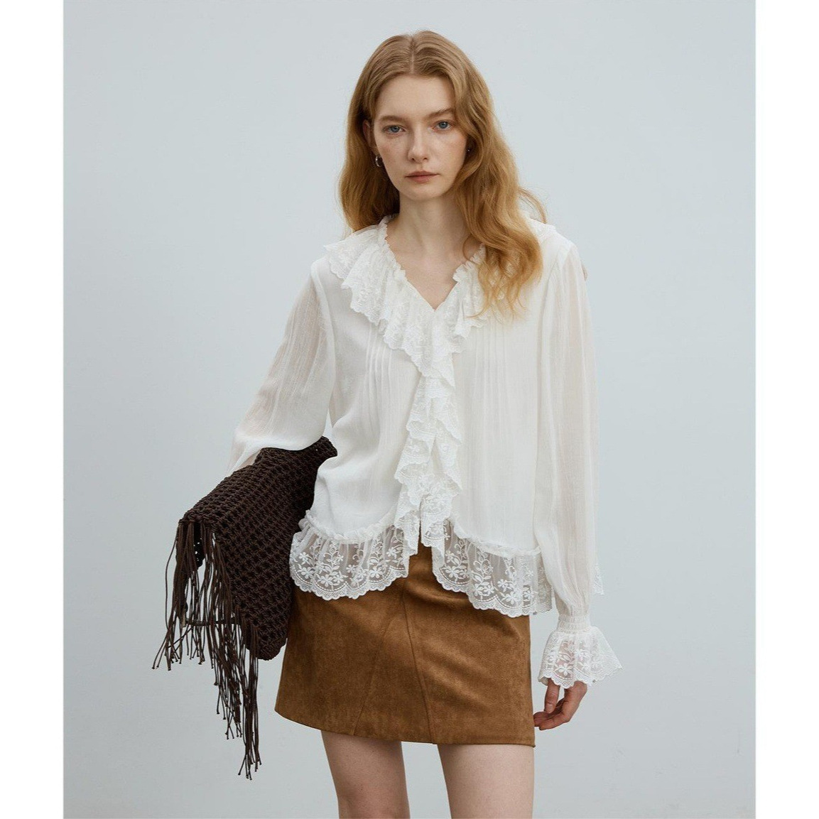 COUNTONM Romantic/French Tencel Ruffled V-Neck Heavy Lace Elegant Relaxed Long-Sleeve Blouse