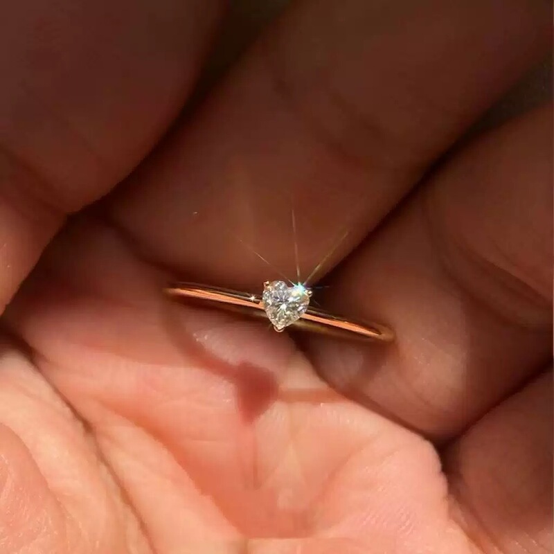 New Minimalist Gold Pigment Ring Heart Sparkling Diamond Ring Women's Versatile High-End Adjustable Ring Niche Design