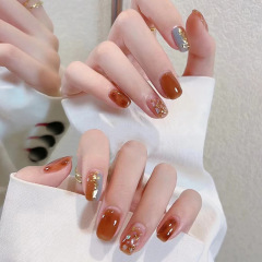 Fashionable soft caramel color system nail stickers, two-tone cold gray blue gradient wear-on nails, color-changing nail stickers