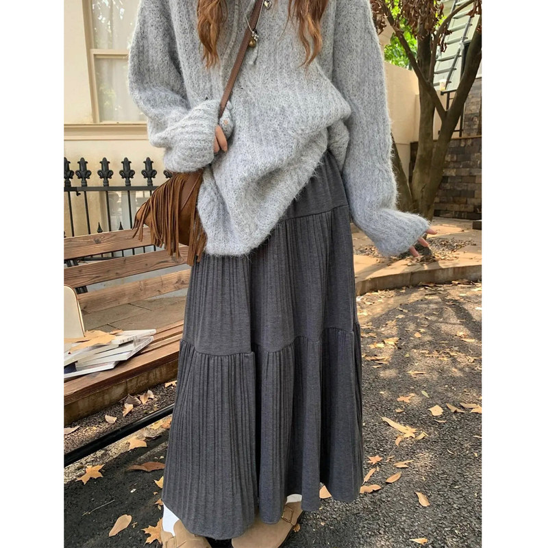 Gray pleated skirt for plus-size women, autumn and winter high-waisted slimming A-line long woolen pleated skirt Gray pleated skirt for plus-size women, autumn and winter high-waisted slimming A-line long woolen pleated skirt