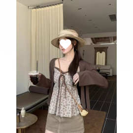 若昕碎花蝴蝶结系带背心吊带女简约百搭喇叭袖开衫外套两件套装春