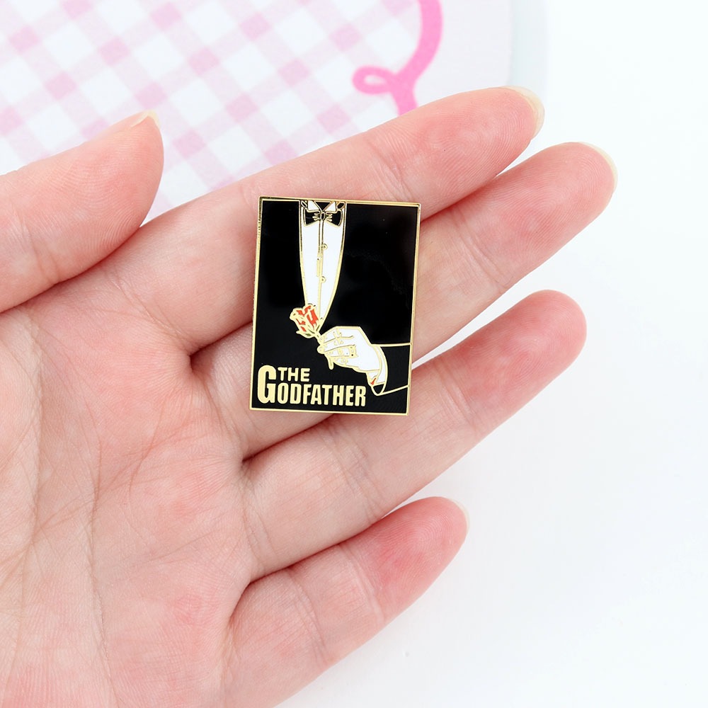The Godfather Mafia Corleone Family Black Suit Metal Badge Novel Movie Merchandise Brooch Accessory Gold