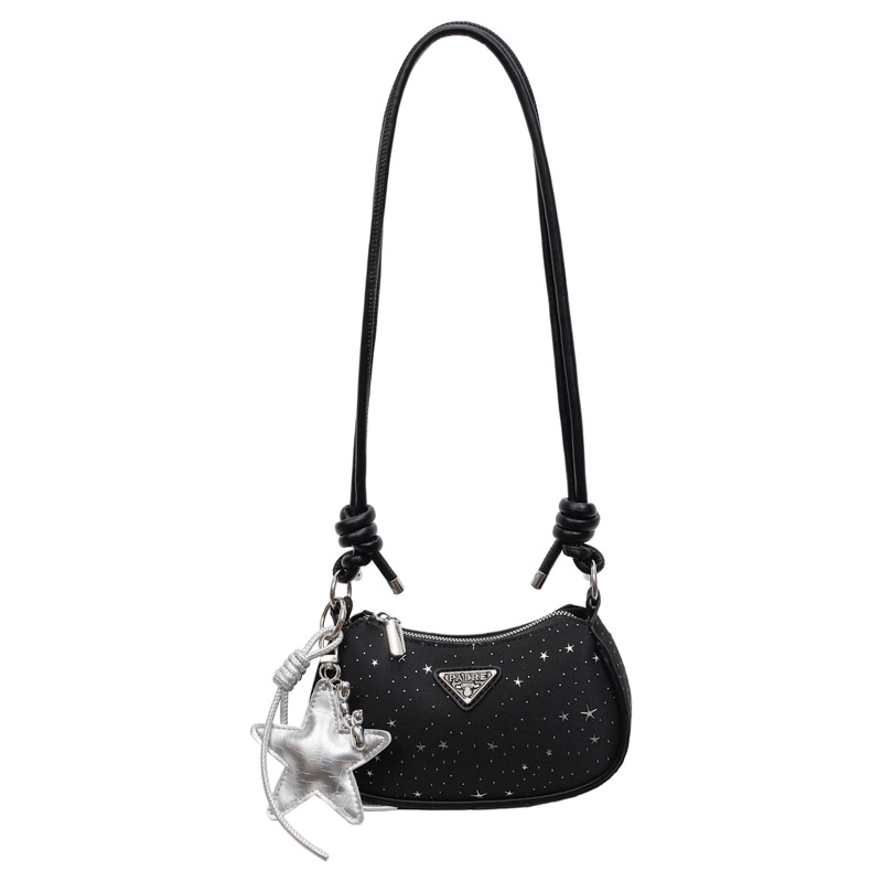 Bolso pequeño simple para mujeres 2026 verano nuevo estilo sensación de mochila de hombro sensación de moda diaria estrella remachada bolso pequeño