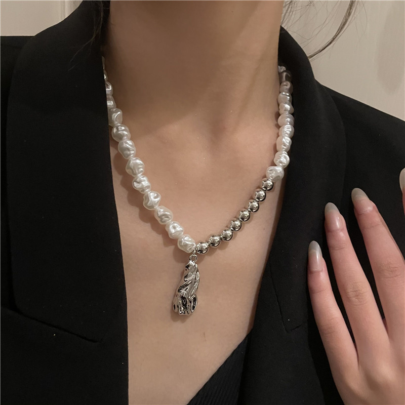 Retro Special-shaped Pearl Ball Double Clavicle Chain Sweet Cool Lava Pendant Necklace display picture 1