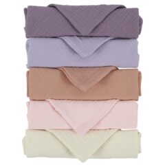 国境を越えた売れ筋の赤ちゃん授乳タオル、げっぷ布、授乳タオル、ベビースクエアタオル、げっぷ布、綿新生児パッドタオル