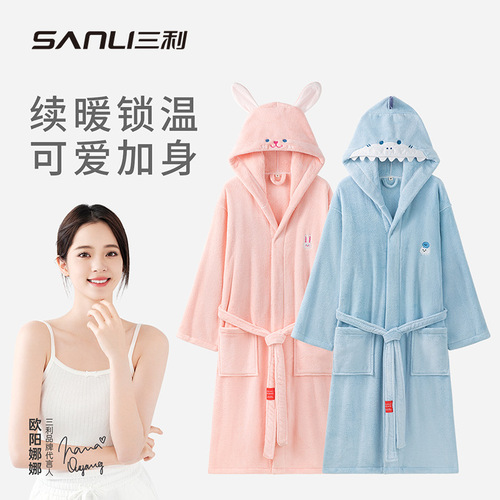 Three Lucky Towel Parent-Child Bath Towel Robe for Children and Adults with Hooded Cape Coral Fleece Bathrobe Parent-Child Summer Wear Towel