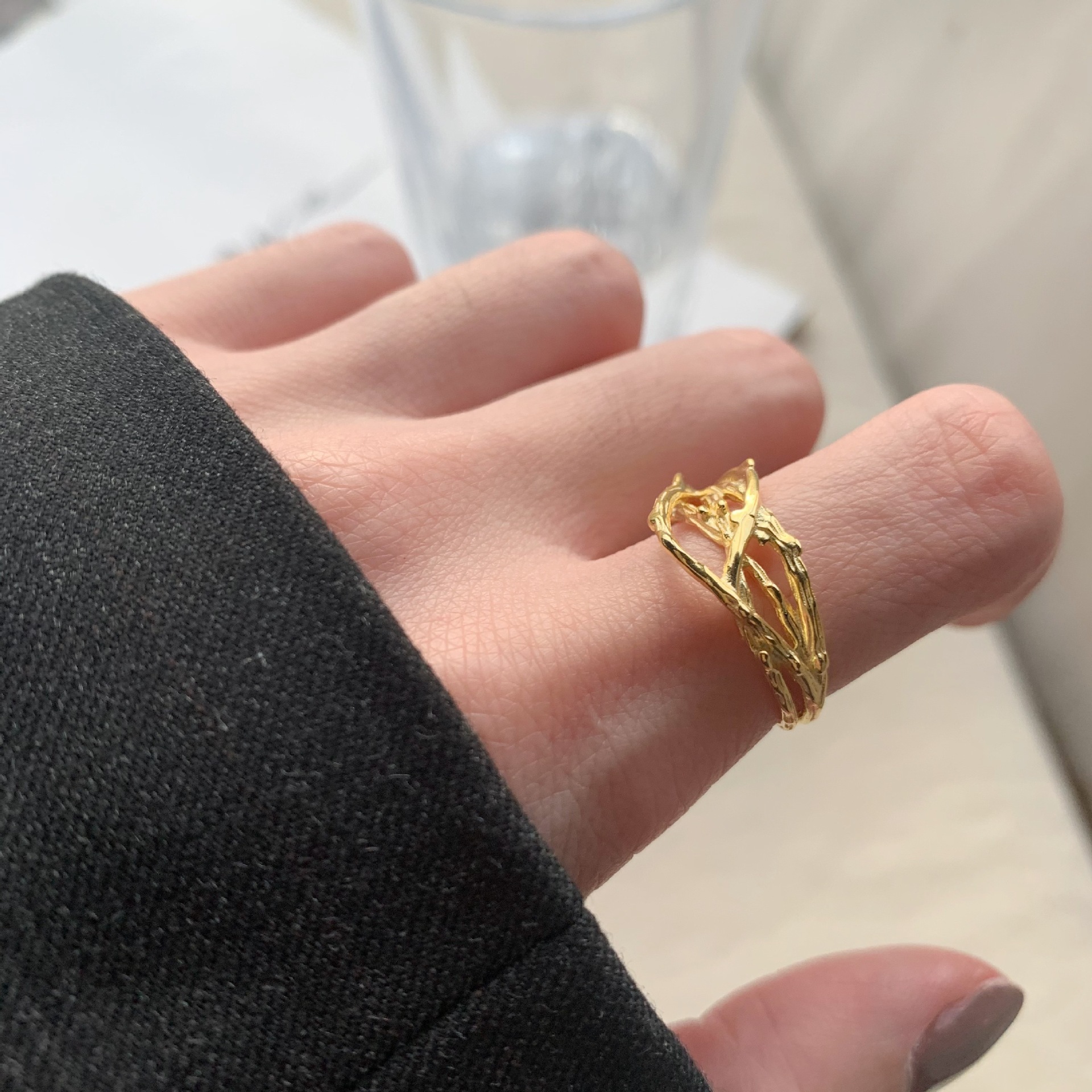 23230110167_438043566