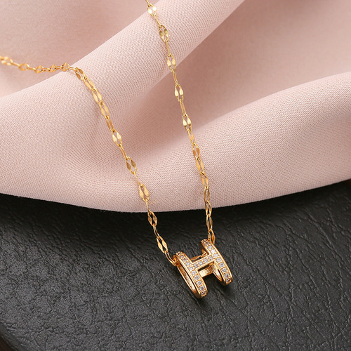 Korean-style new gold H-letter titanium steel necklace for women—exclusive, high-end, Instagram-worthy fashion clavicle chain available wholesale.