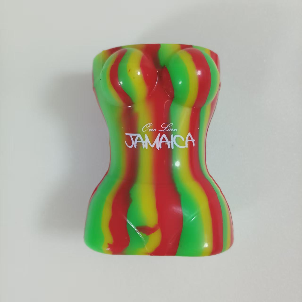 빨간색, 노란색, 녹색 및 흰색 문자가 있는 비키니