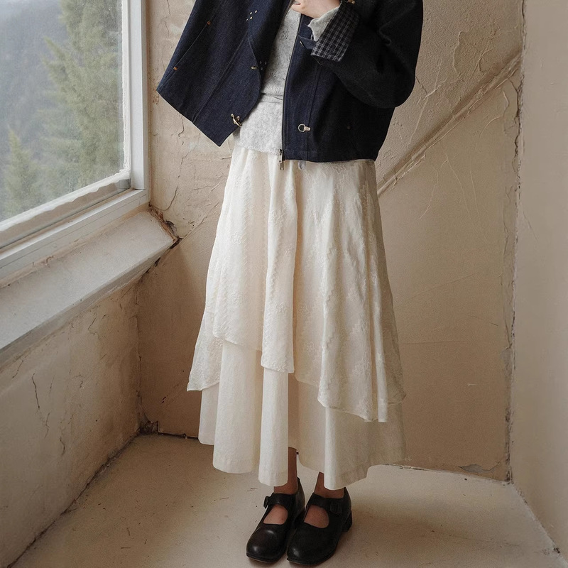 White Drawing Workshop "Vites Cold Tea" 26Ss Early Spring New Embroidered Double-Layer Patchwork A-Line Skirt White Drawing Workshop "Vites Cold Tea" 26Ss Early Spring New Embroidered Double-Layer Patchwork A-Line Skirt