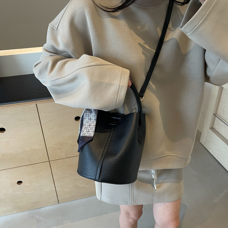 Elegant Lychee Pattern Bucket Handbag For Women Shoulder Bag_voghion.com