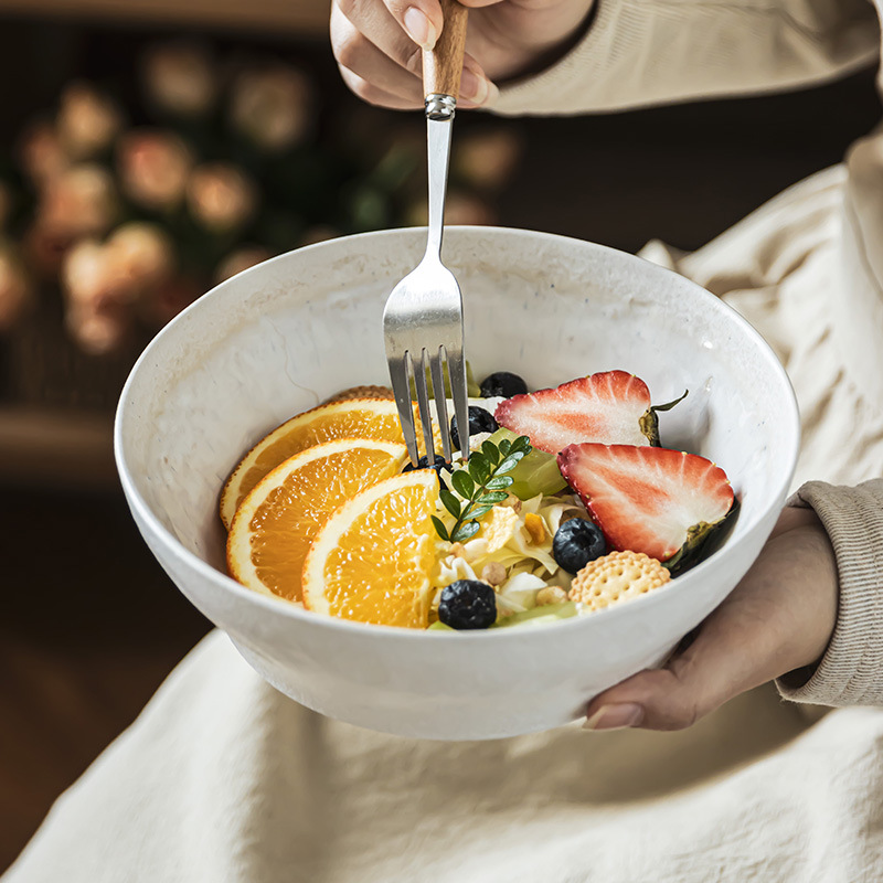 Bowl de ensalada abierto de diseño, tazón de cerámica japonesa, tazón doméstico, tazón de cubiertos al por mayor, tazón de fideos, tazón de platos de alto pie de restaurante