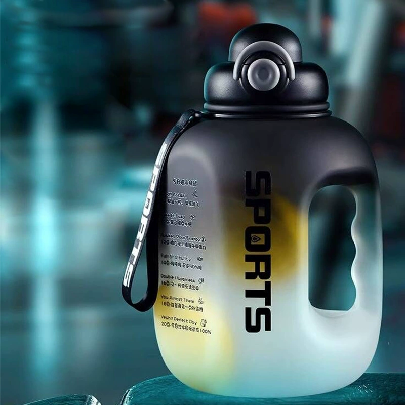 Men's capacious tea cup, plastic sports bottle for gym