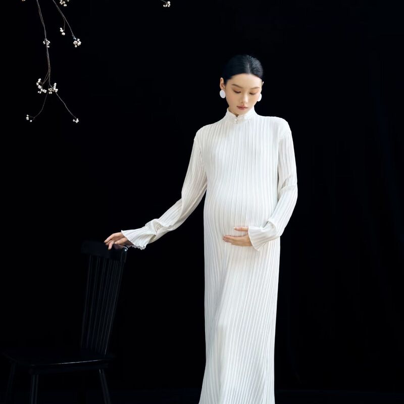 Photo Studio's New Maternity-Themed Clothing in a New Chinese-Style Retro High-End Minimalist Design for Pregnant Moms' Personal Artistic Photoshoots Photo Studio's New Maternity-Themed Clothing in a New Chinese-Style Retro High-End Minimalist Design for Pregnant Moms' Personal Artistic Photoshoots