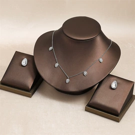 耳环;手链;耳钉