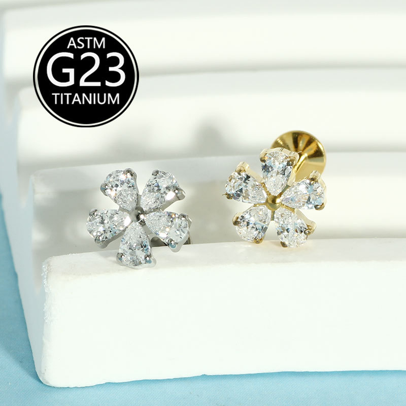 Full Diamond Small Flower G23 Titanium Alloy Zircon Lip Piercing Labret Stud Elegant Simple Ear Piercing Earrings Wholesale detail image 5
