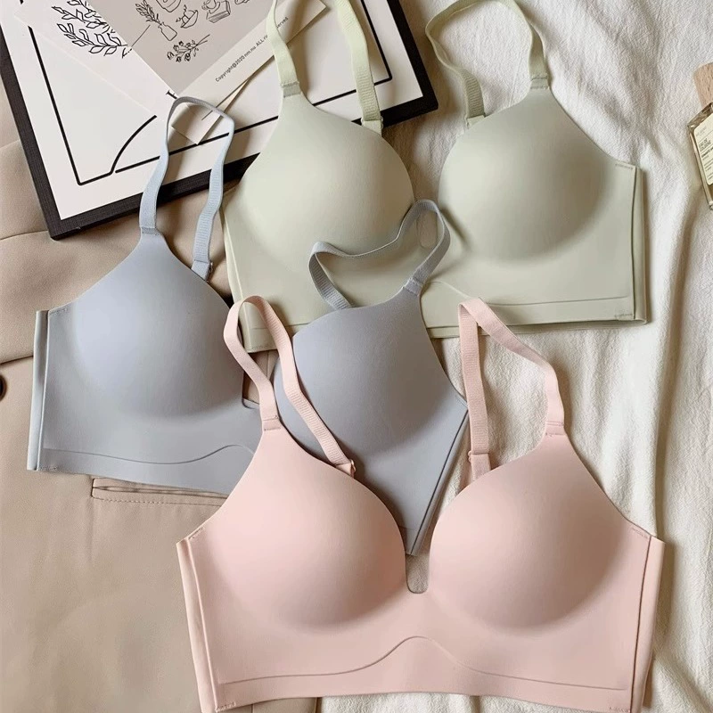 Underwear, supporting push up bra, light and thin wireless bra, set