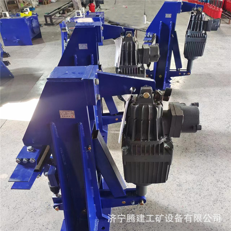 煤矿架空乘人钢丝绳抓捕器猴车防逆转断绳保护制动装置断绳抓捕器