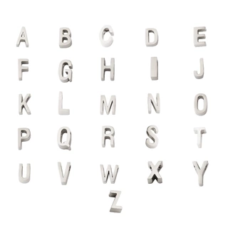 现货钛钢镜面抛光钢色字母A-Z26个英文字母小孔珠1.8mm孔珠子吊坠
